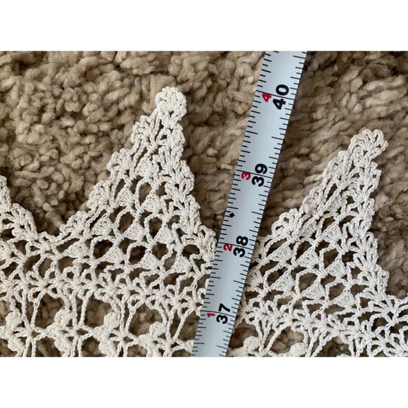 Handmade White Crochet Lace Round Tablecloth 40" - Picture 6 of 15